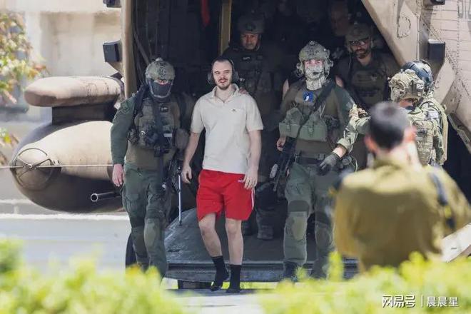 哈马斯表示将于周一释放美籍以色列人质亚历山大